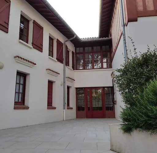 Апартаменти 4 Personnes - Beausejour *